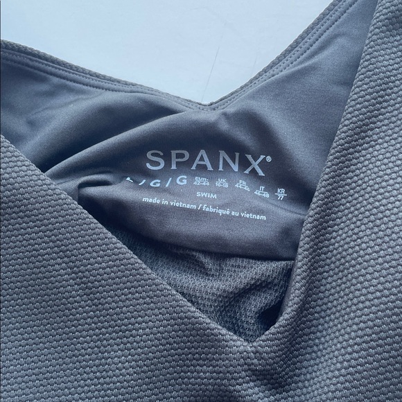 SPANX TOP ONLY Swim Bikini Pique Longline Flounce 50378R Size Large - Picture 7 of 7